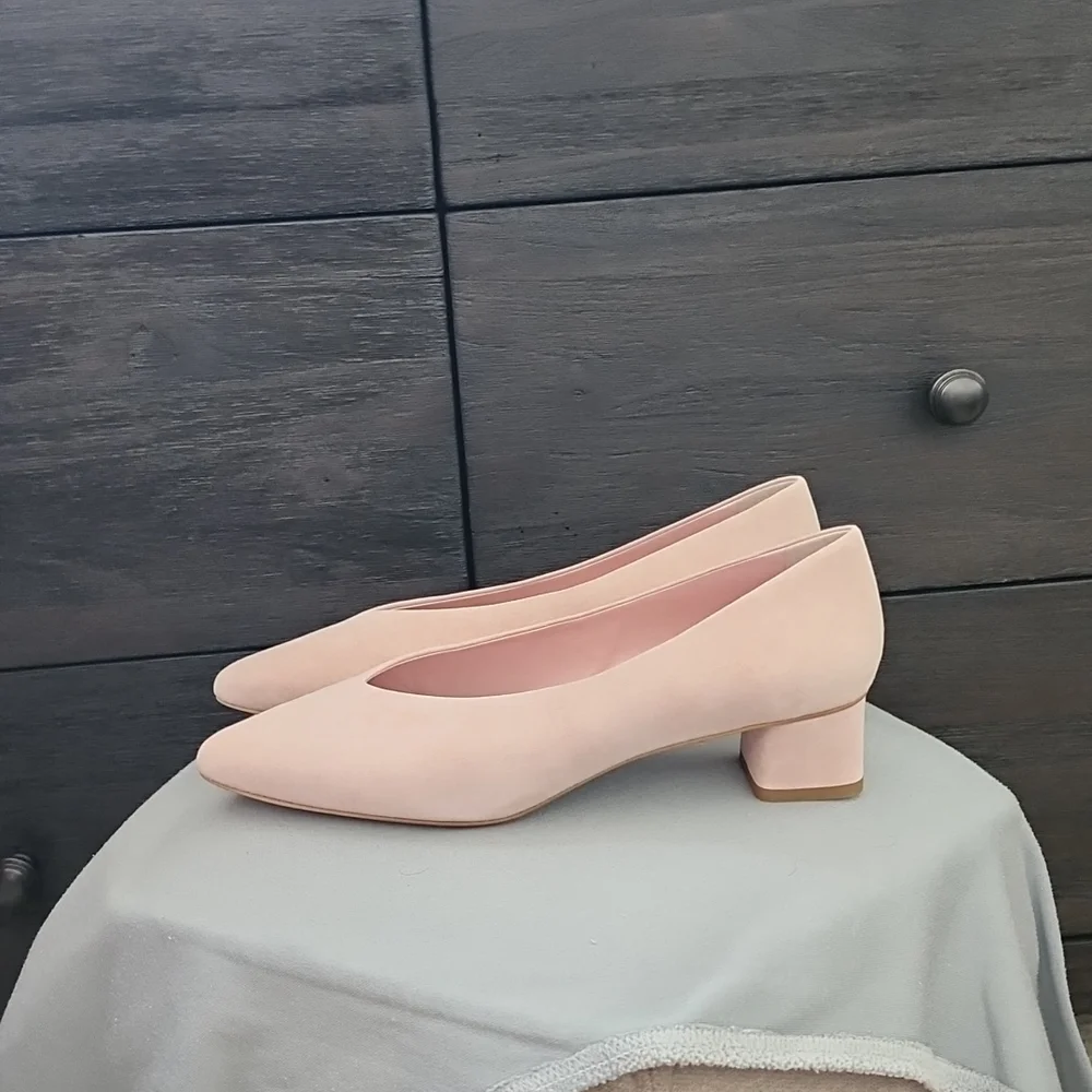 Everlane Pink Suede Almond Heel - Picture 2 of 5